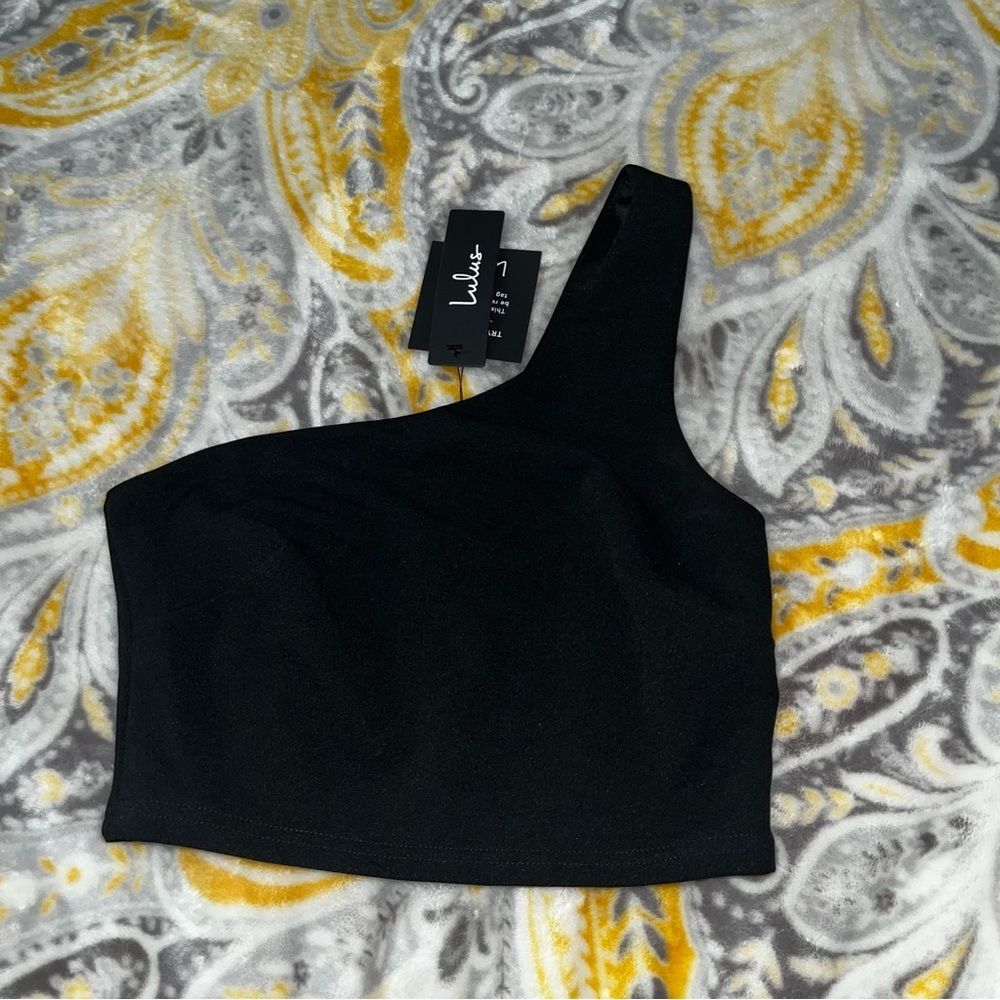 Lulus black one shoulder cropped blouse size small